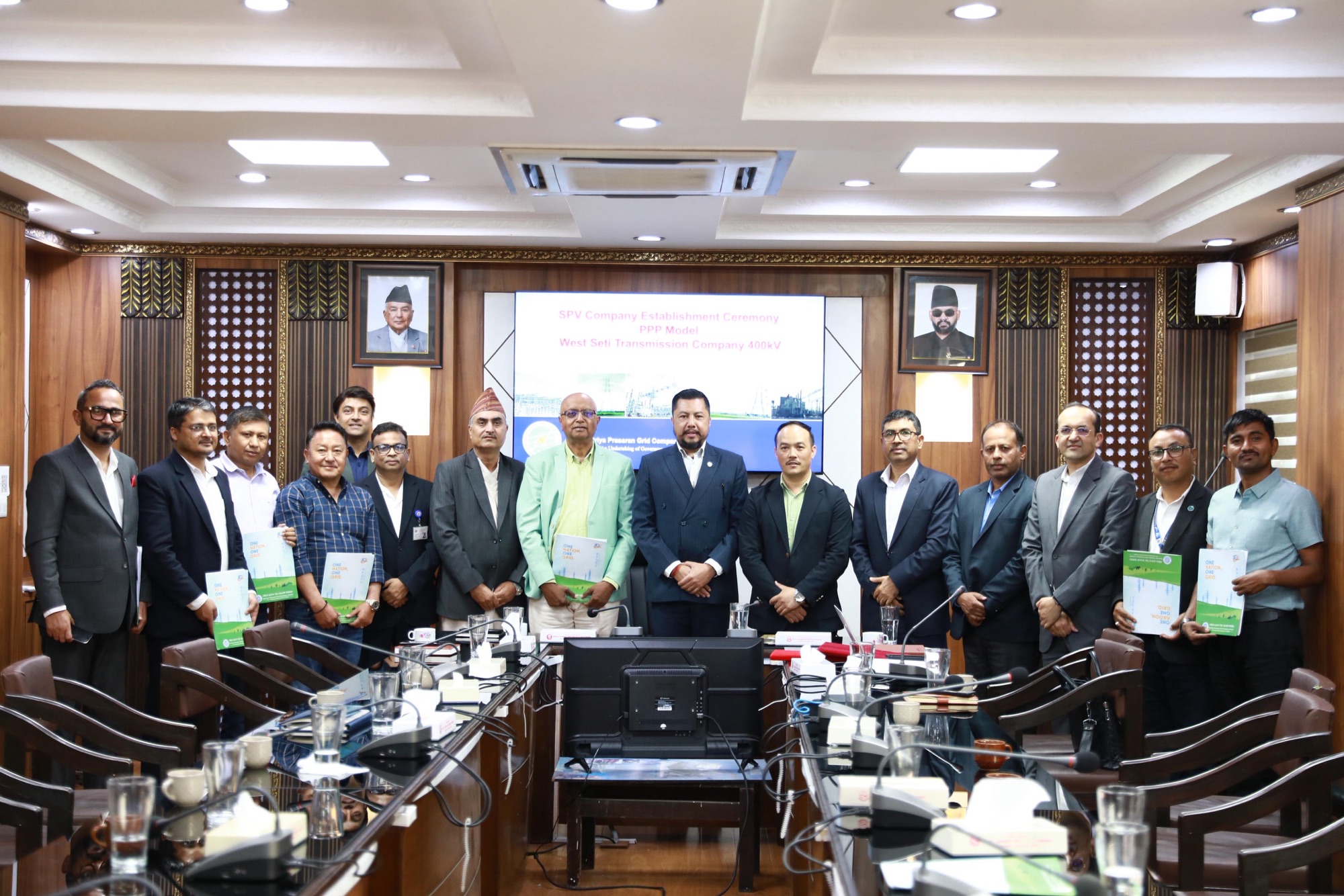 नेपालको ऊर्जा क्षेत्रमा नयाँ अभ्यास, पीपीपी मोडेलमा ४०० केभी प्रसारण लाइन निर्माण हुँदै